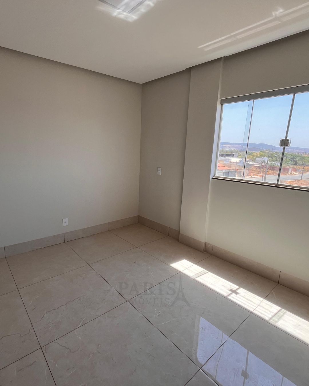 IMÓVEL À VENDA – RESIDENCIAL MORIÁ - 4